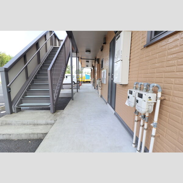 エントランス (エントランス)