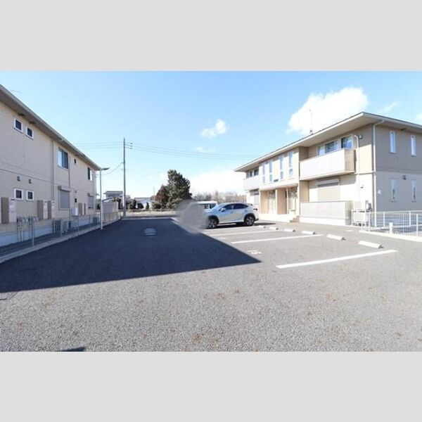 駐車場 (駐車場)