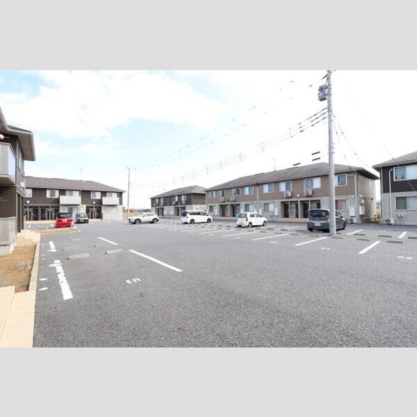 駐車場 (駐車場)