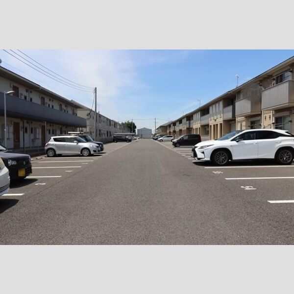 駐車場 (駐車場)
