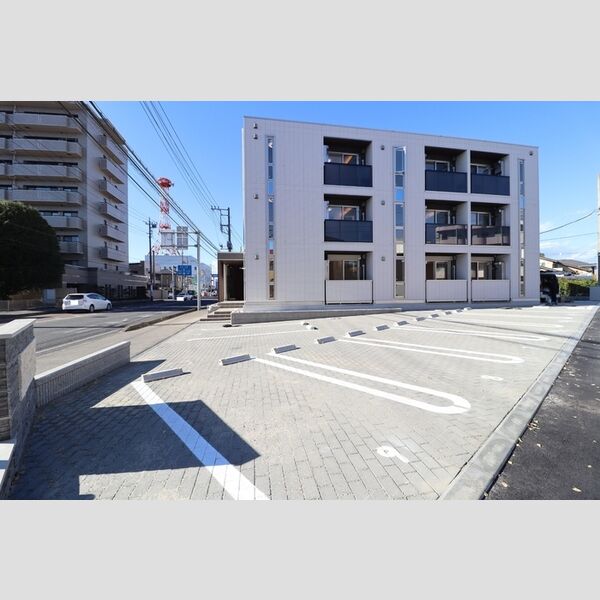 駐車場 (駐車場)