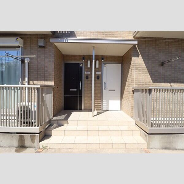 エントランス (エントランス)