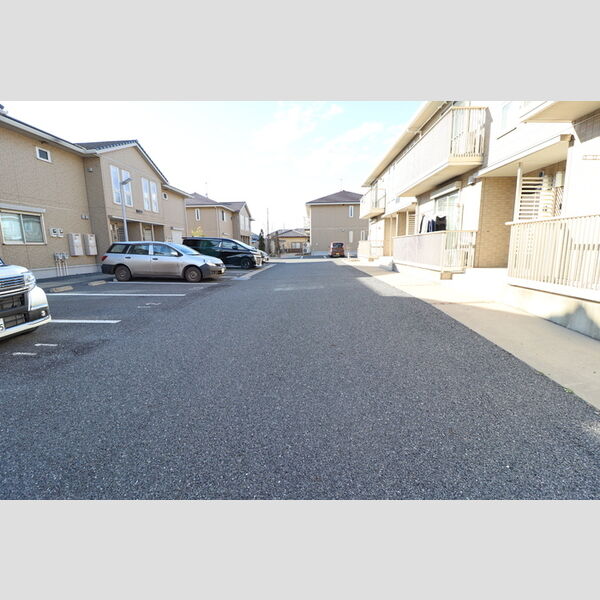 駐車場 (駐車場)