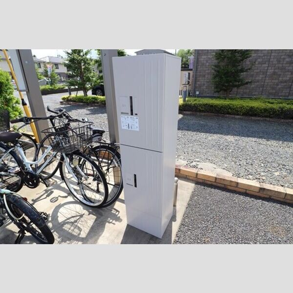 現地周辺 (宅配BOX完備)