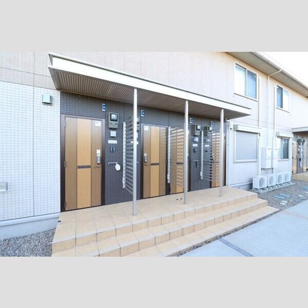 エントランス (エントランス)