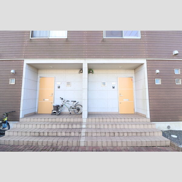 エントランス (エントランス)