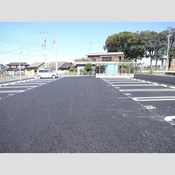 駐車場 (駐車場)