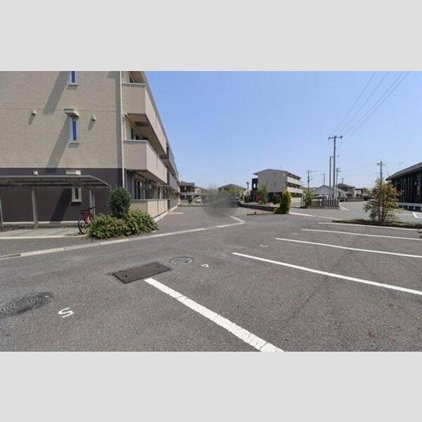 駐車場 (駐車場)