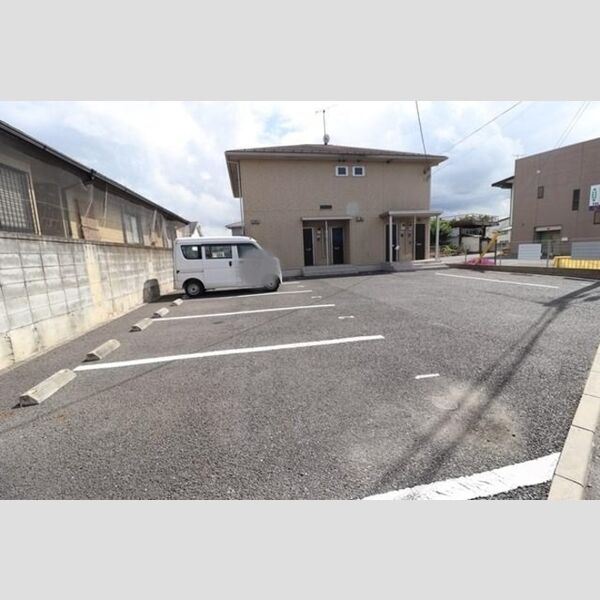 駐車場 (駐車場)