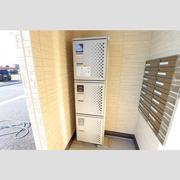 現地周辺 (宅配BOX)