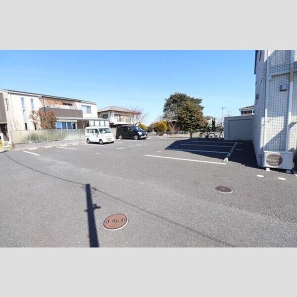 駐車場 (駐車場)