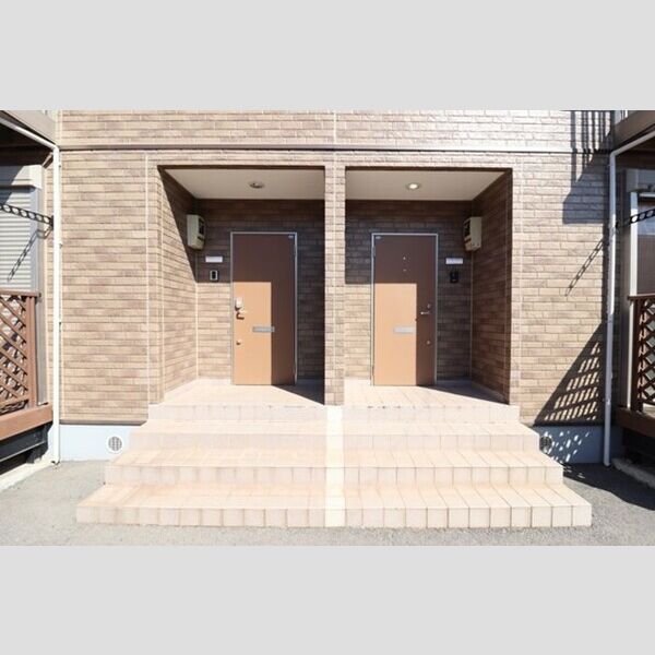 エントランス (エントランス)