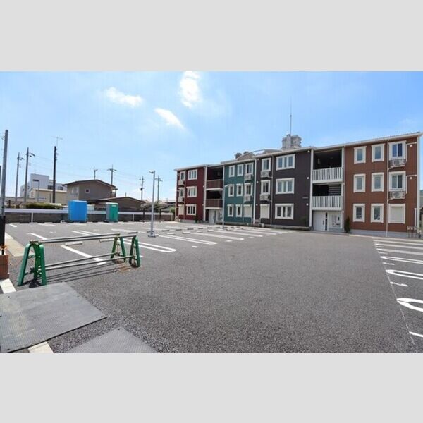 駐車場 (駐車場)