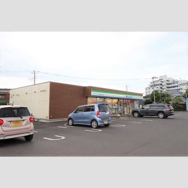 現地周辺 (ファミリーマート水戸上水戸三丁目店 386m)