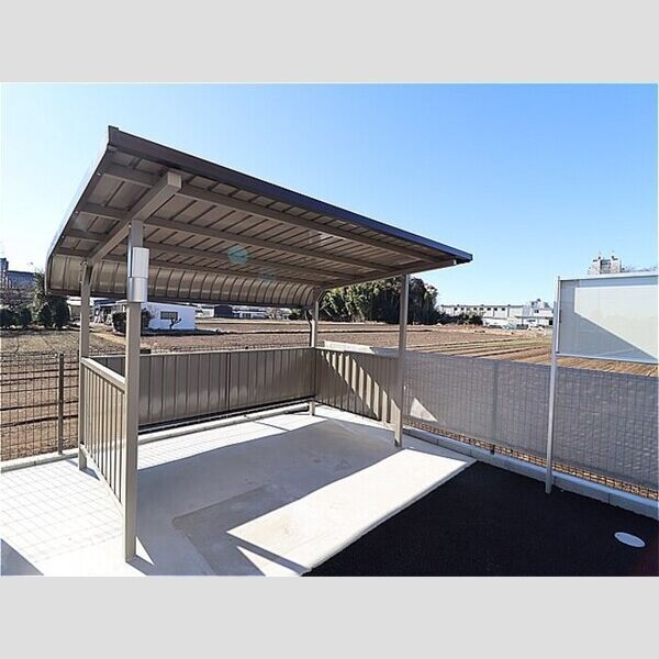 現地周辺 (駐輪場)