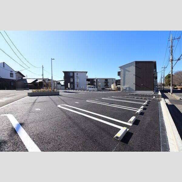 駐車場 (駐車場)