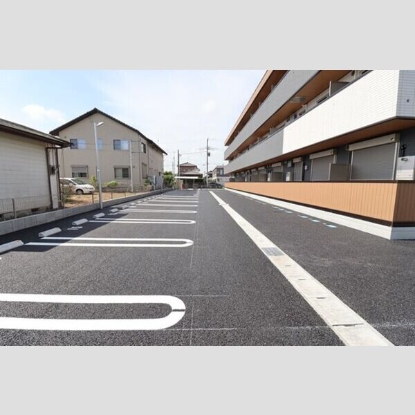 駐車場 (駐車場)