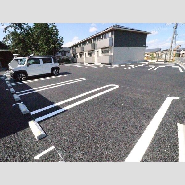 駐車場 (駐車場)