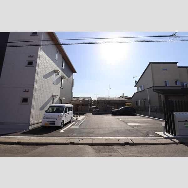 駐車場 (駐車場)