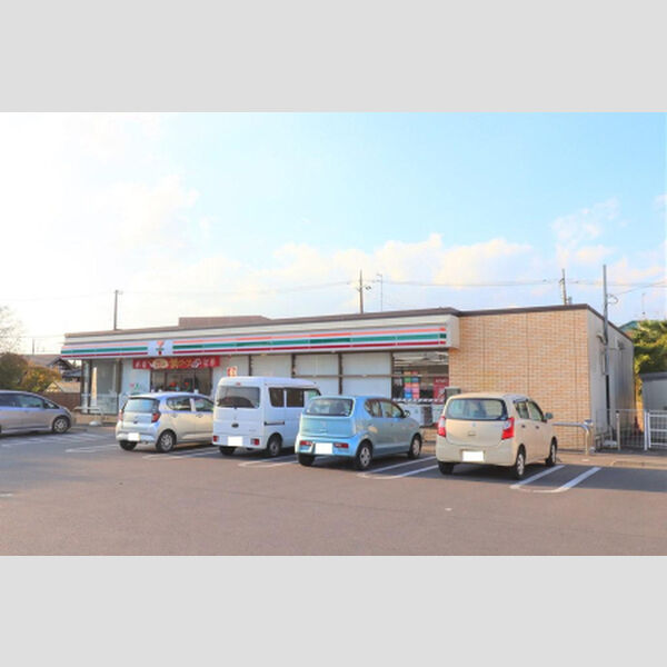 現地周辺 (セブンイレブン水戸元吉田町店　649m)