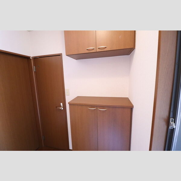 玄関 (シューズボックス)