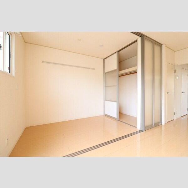 その他 (洋室)