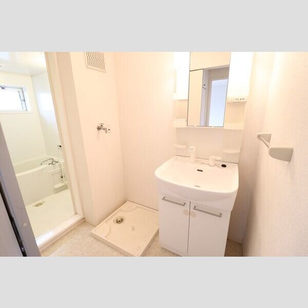 洗面所 (洗髪洗面化粧台)