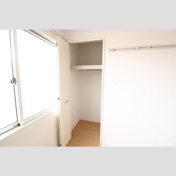 収納 (クローゼット)