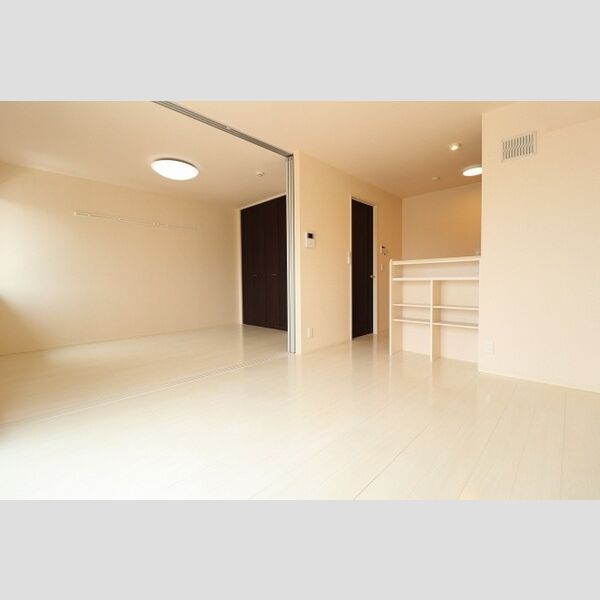 居室・リビング (DK前景)