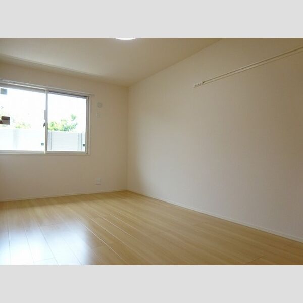 その他 (洋室7.5帖)