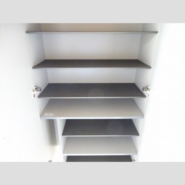 玄関 (トールタイプの姿見付シューズボックス)