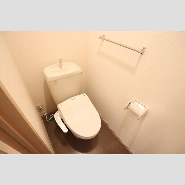 トイレ (温水洗浄暖房便座)