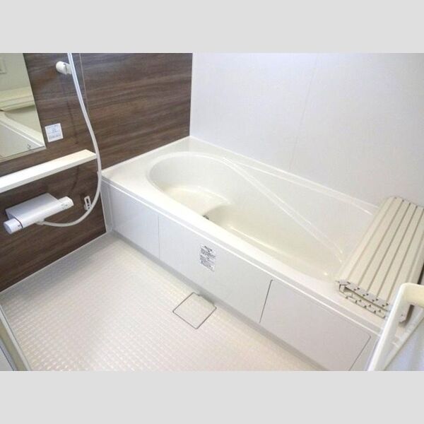 バス (温水洗浄暖房便座)