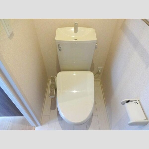 トイレ (温水洗浄暖房便座)