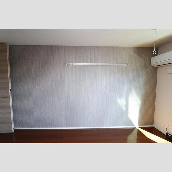 その他 (リビング全景(別角度))