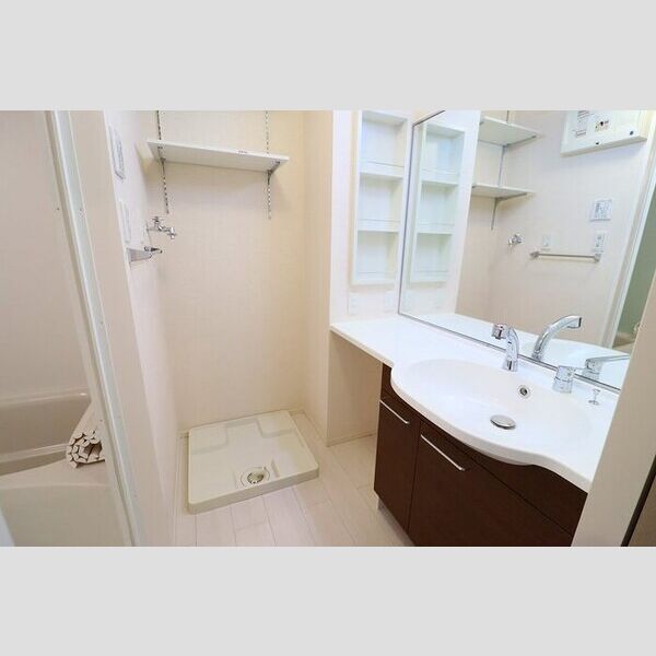 洗面所 (ワイドカウンター洗髪洗面化粧台)