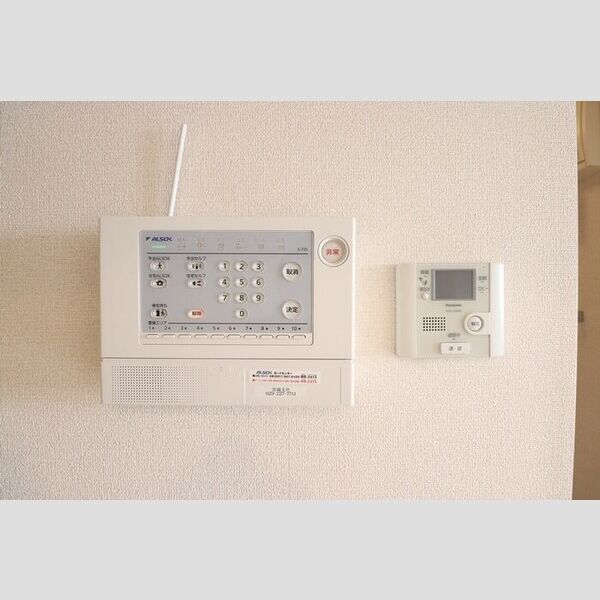 その他設備 (ALSOKホームセキュリティー搭載+モニター付インターホン)