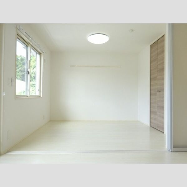 その他 (洋室5.2帖)