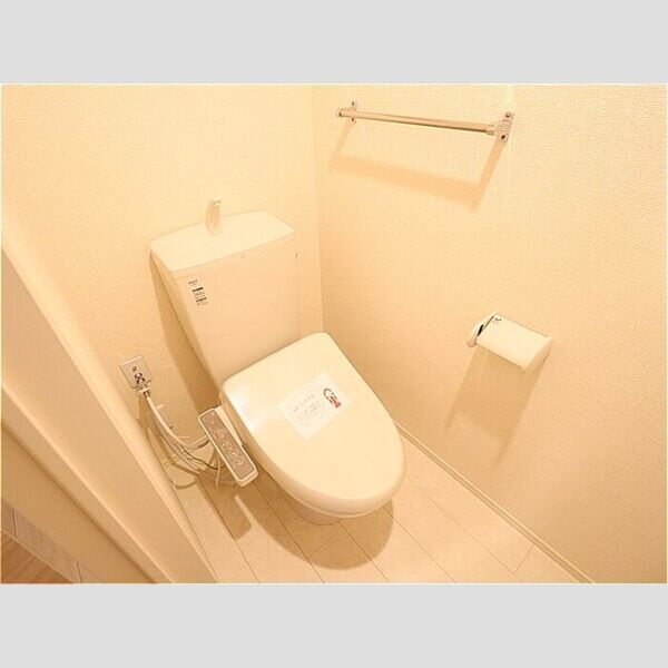 トイレ (温水洗浄暖房便座)