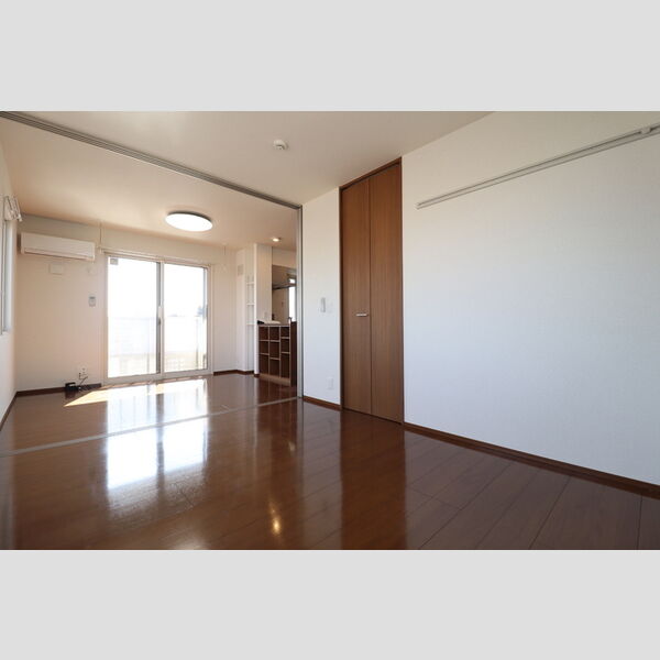 居室・リビング (リビング全景)