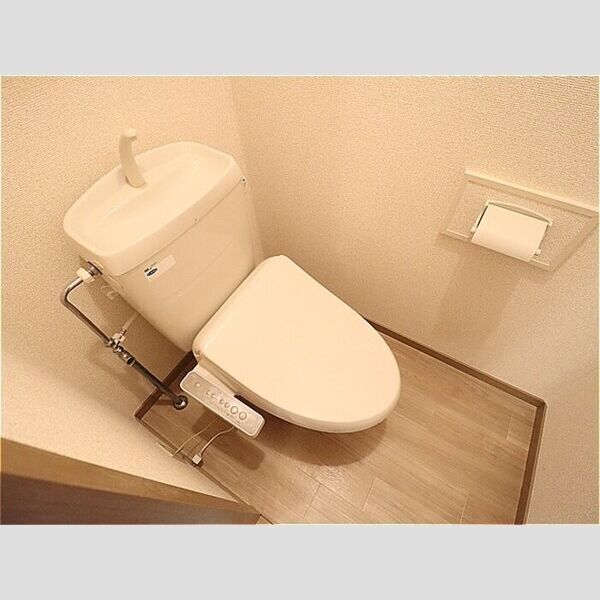 トイレ (温水洗浄暖房便座)