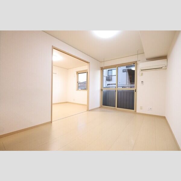 居室・リビング (リビング全景)