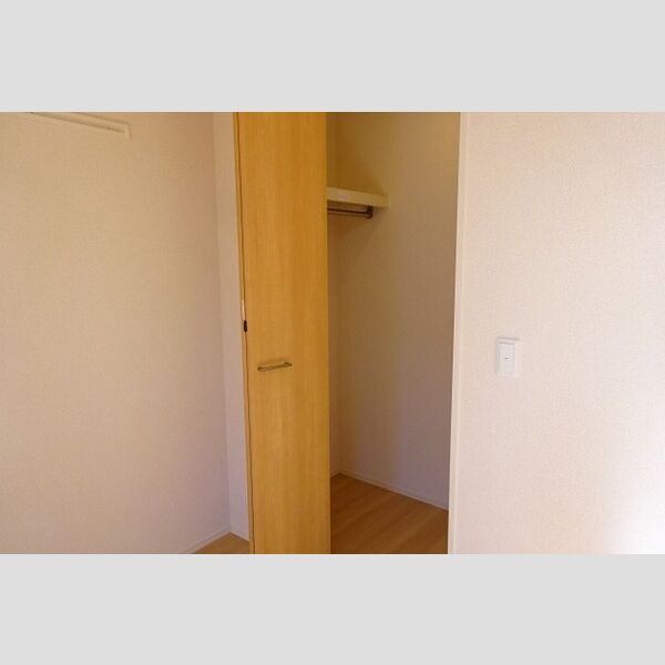 収納 (ウォークインクローゼット)