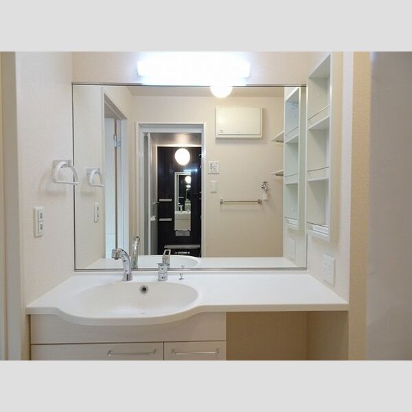 洗面所 (ワイドカウンター洗髪洗面化粧台)