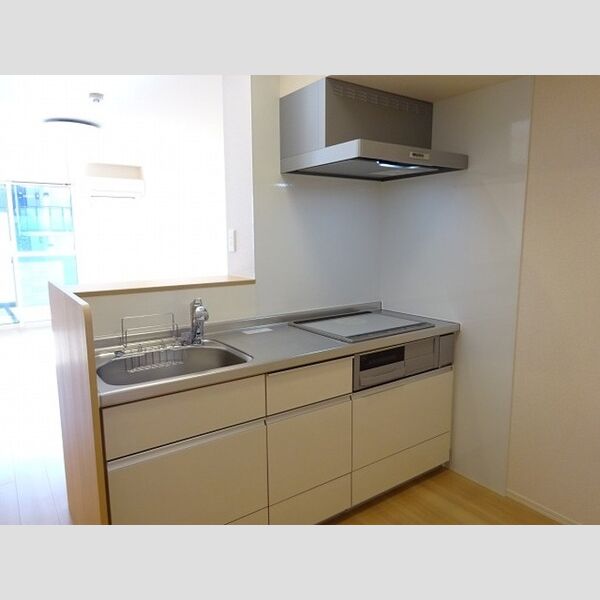 キッチン (対面式IHシステムキッチン)