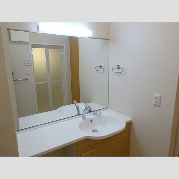 洗面所 (ワイドカウンター洗髪洗面化粧台)