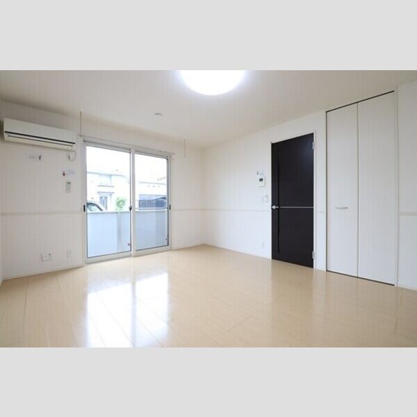 居室・リビング (リビング全景)