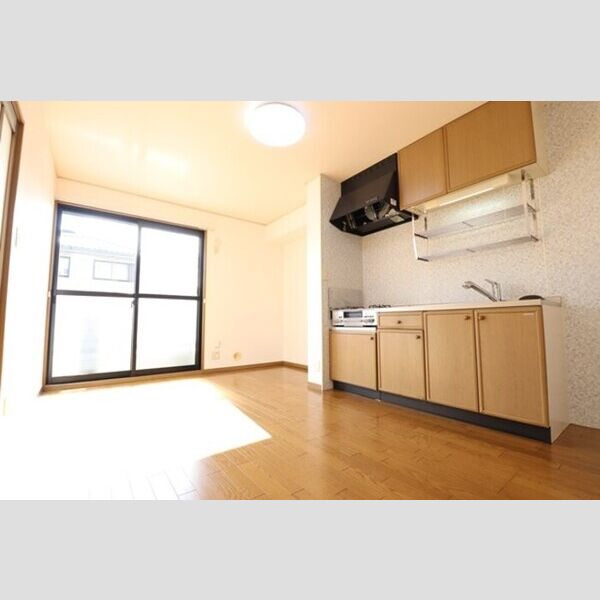 居室・リビング (ダイニングキッチン)