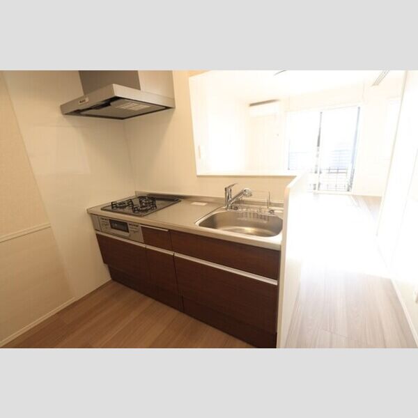 キッチン (対面システムキッチン(ガスコンロ付))