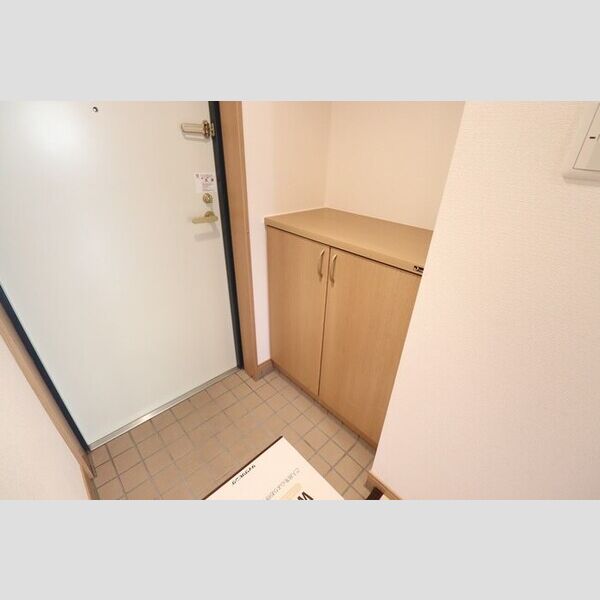 玄関 (シューズボックス)